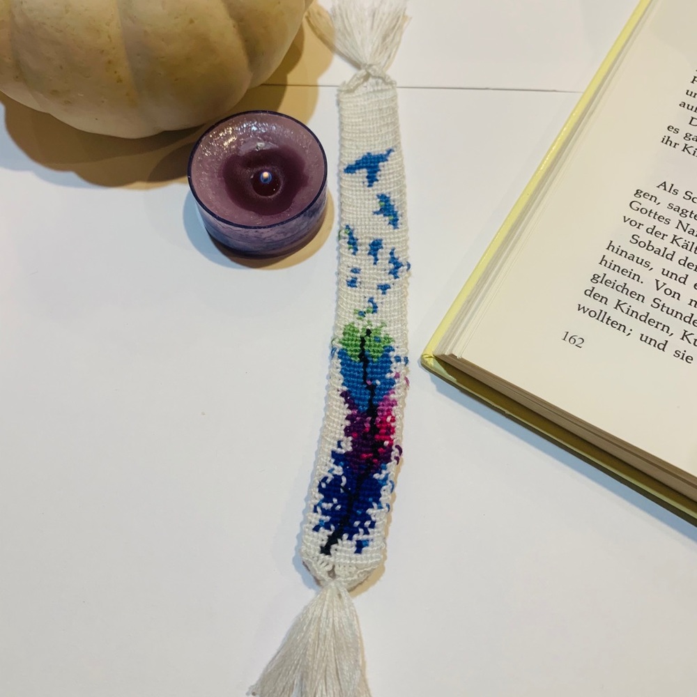 Feather knotted bookmark